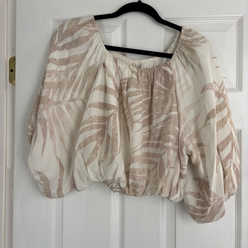 Z Supply Cream and Light Taupe Palm Print Off-Shoulder Blouse szL